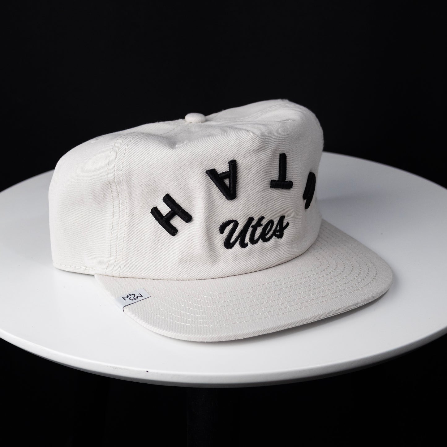 THE FLIPPED UTAH HAT (UNSTRUCTURED BONE)