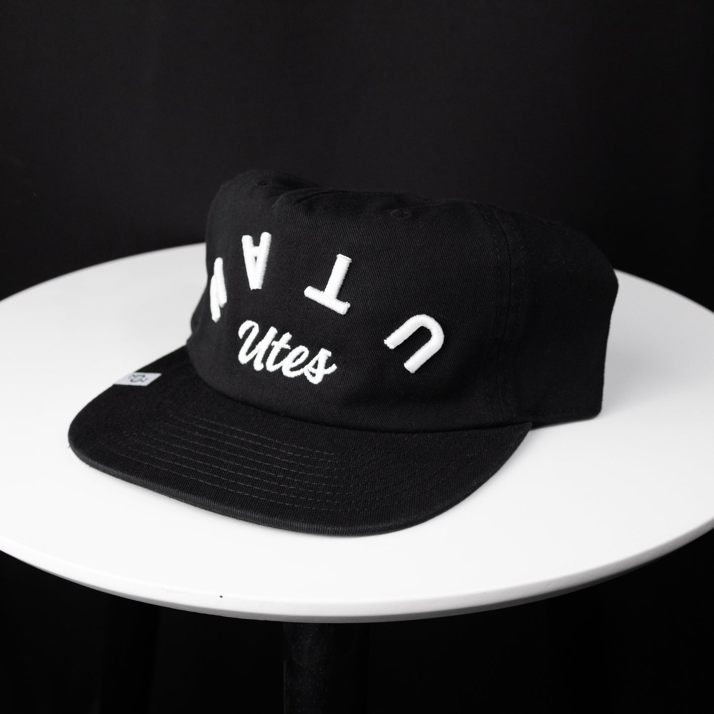 THE FLIPPED UTAH HAT (UNSTRUCTURED BLACK)