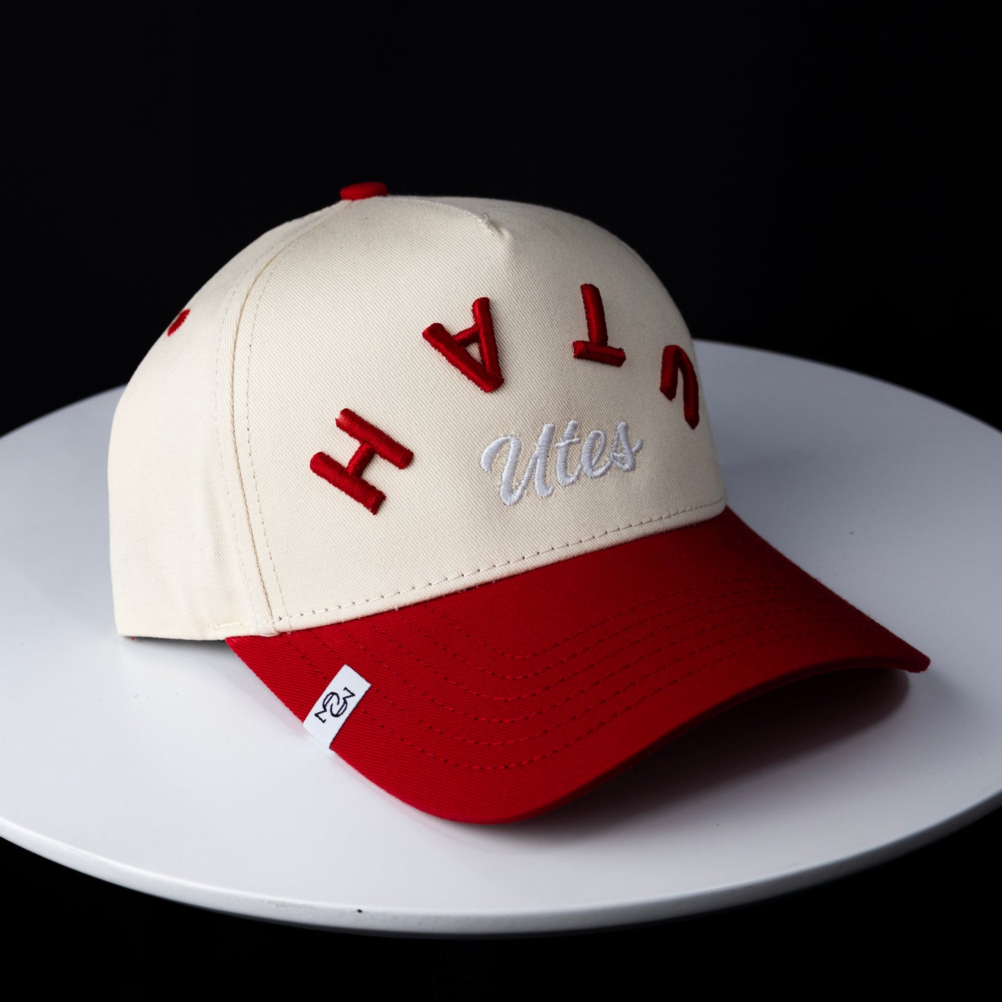 THE FLIPPED UTAH HAT (CREAM & RED)