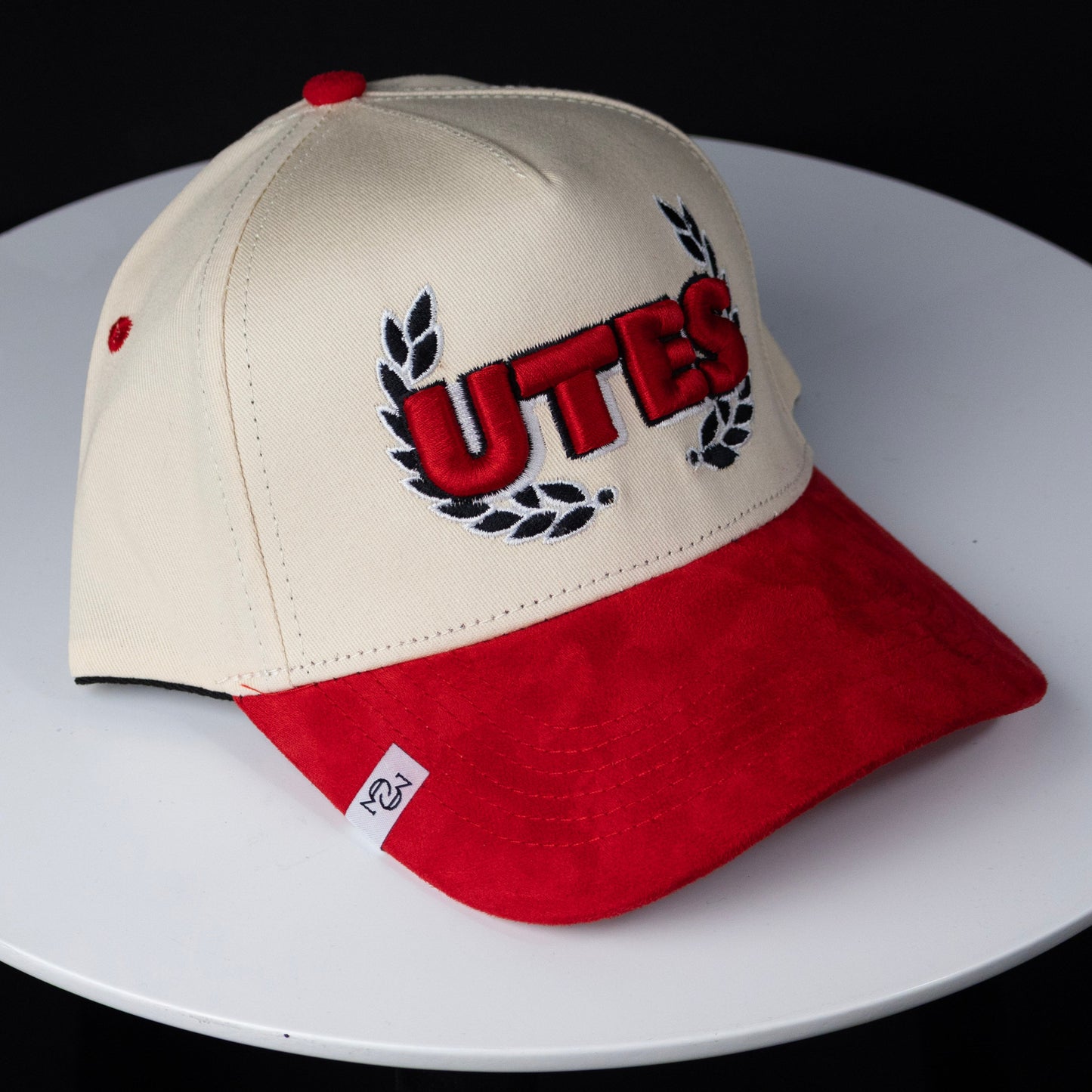 THE ROMAN UTES HAT