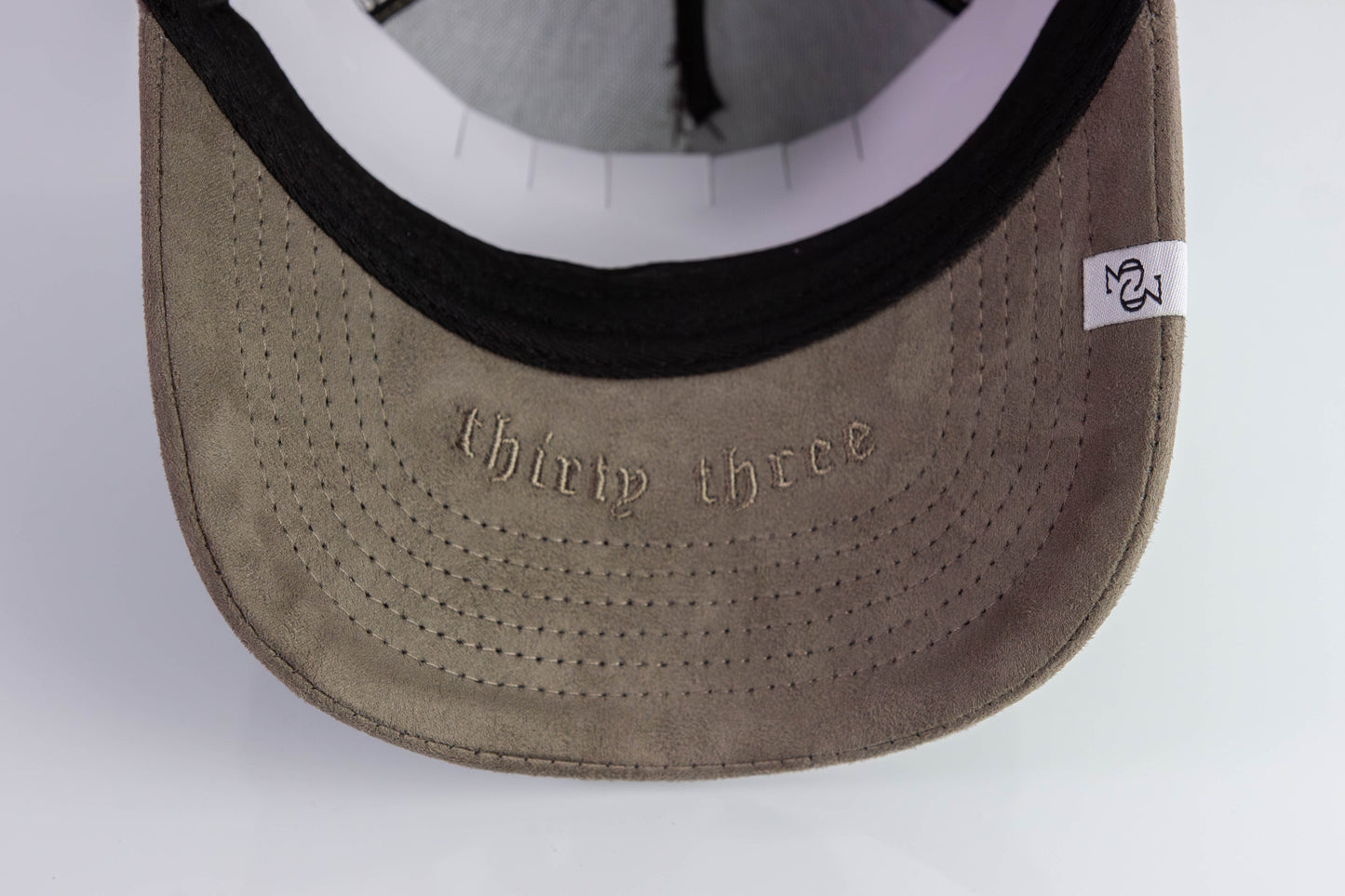 THE SUEDE 33 HAT