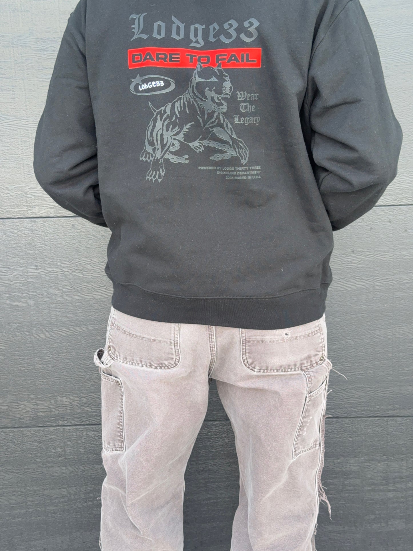 LODGE33 ESSENTIALS SWEATSHIRT