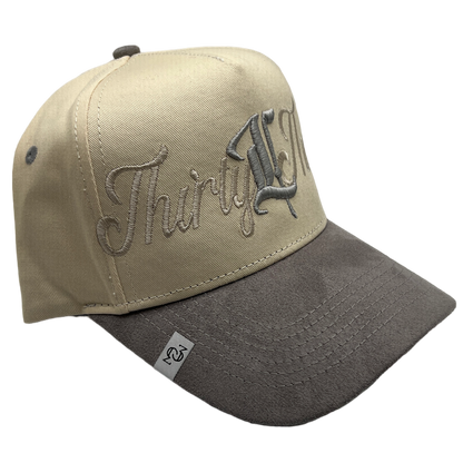 * THE CREAM SCRIPT HAT